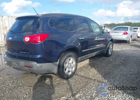 2012 Chevrolet Traverse Ls z USA, uszkodzony, nr VIN 1GNKRFED1CJ339661